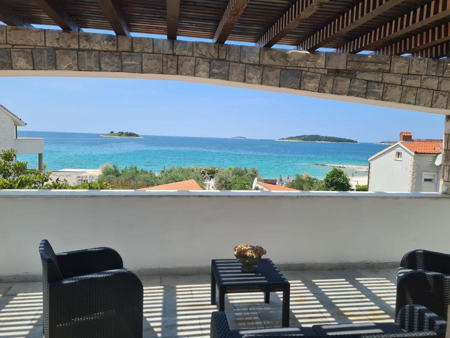 House Villa More روغوزنيكا المظهر الخارجي الصورة